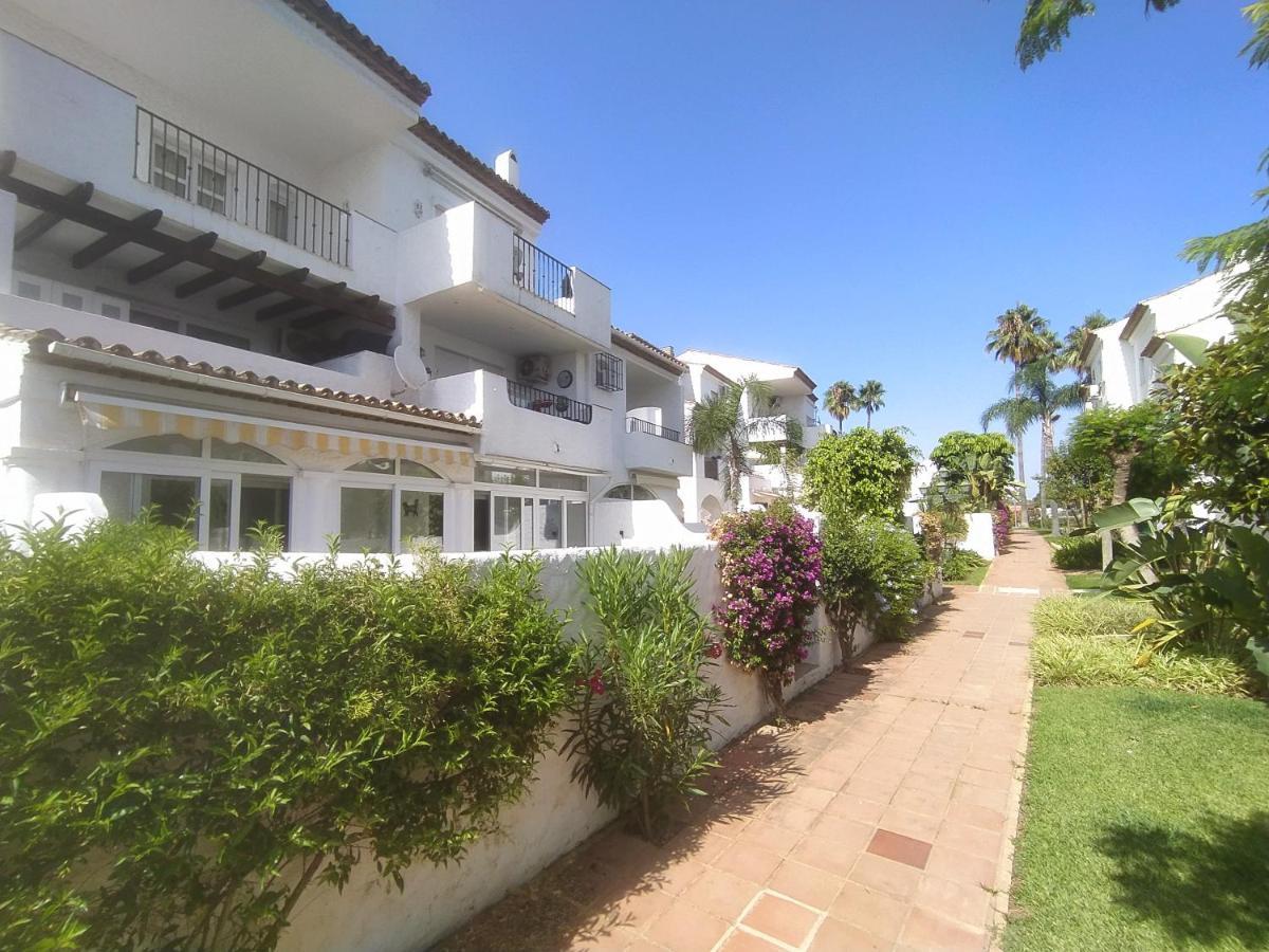 El Paraiso Golf Y Playa Estepona Exterior photo